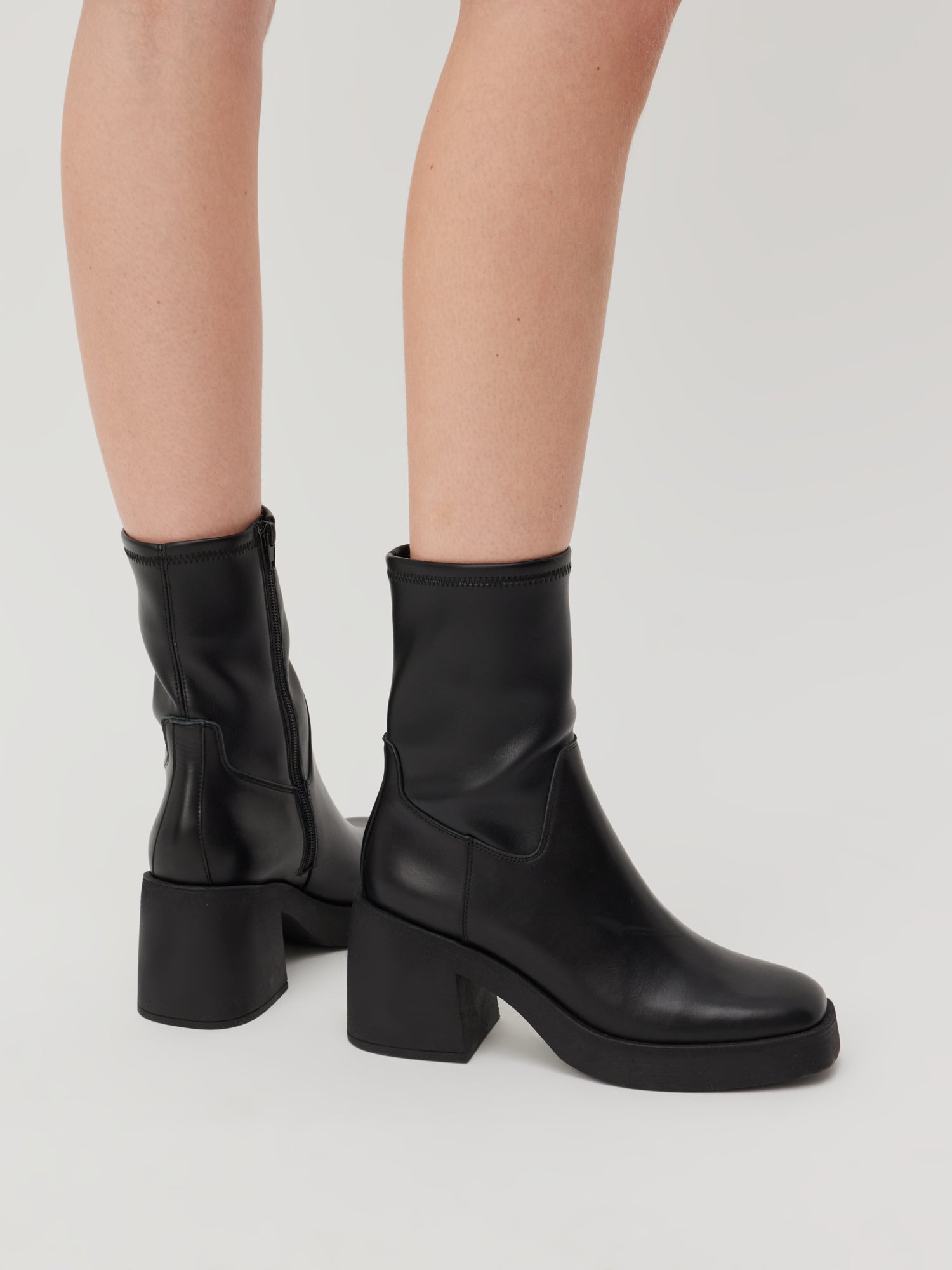 Leger boots discount